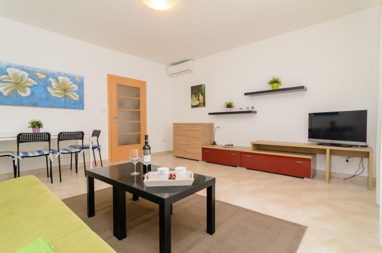 Ornella Apartment Zadar Exterior photo